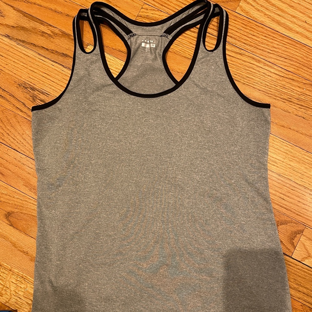 Hind workout tank